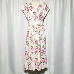 Floral V-Neck Maxi Dress in Pink Rose Print